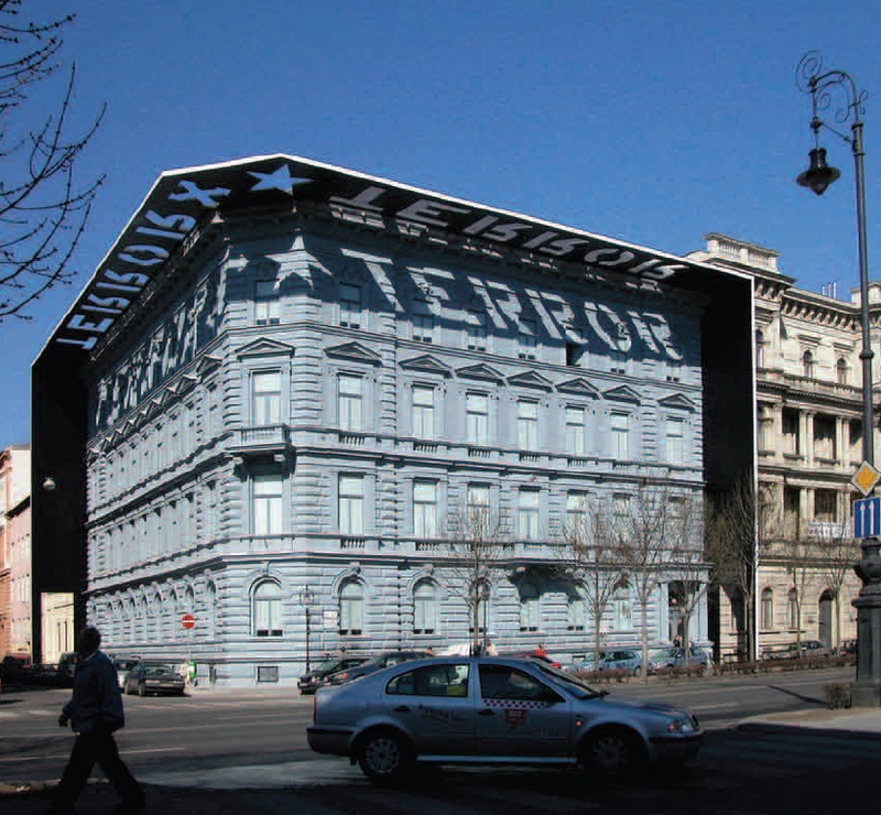 Illustration for article titled 12 Monumental Structures Made From Type